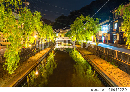 《兵庫県》新緑の城崎温泉・温泉街 《兵庫県》新緑の城崎温泉・温泉街 66055220