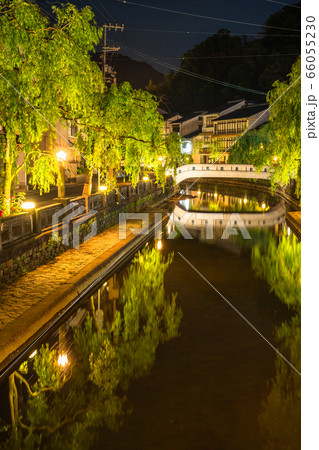 《兵庫県》新緑の城崎温泉・温泉街 《兵庫県》新緑の城崎温泉・温泉街 66055230