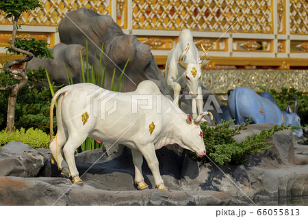 Himmapan animal statue in temple Thailand. 66055813
