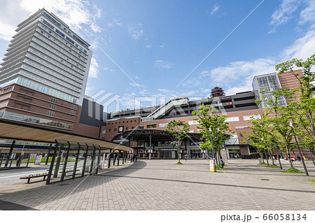 大分県大分市　大分の玄関口JR大分駅　北口広場 66058134