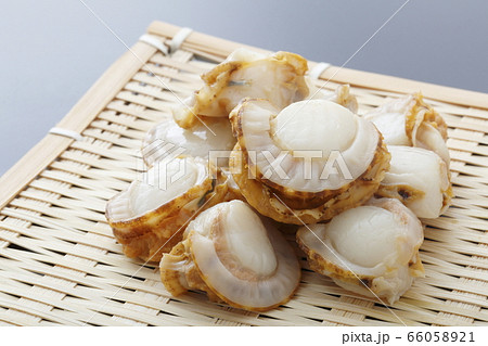 蒸しホタテ 66058921