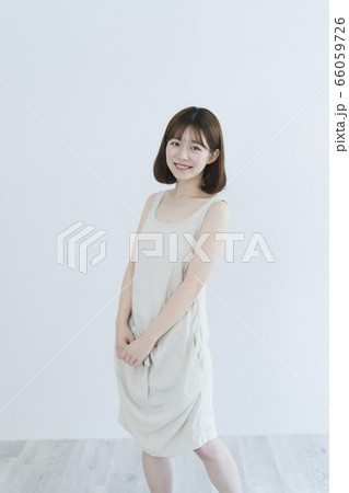 女性 女性 66059726