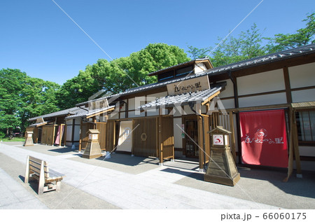 名古屋市：金シャチ横丁／義直ゾーン(北側) 66060175