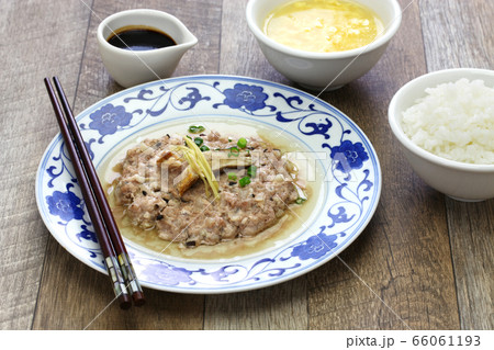 鹹魚蒸肉餅 66061193