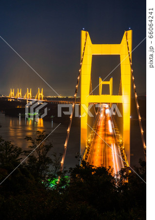 岡山県 瀬戸大橋 ライトアップの写真素材