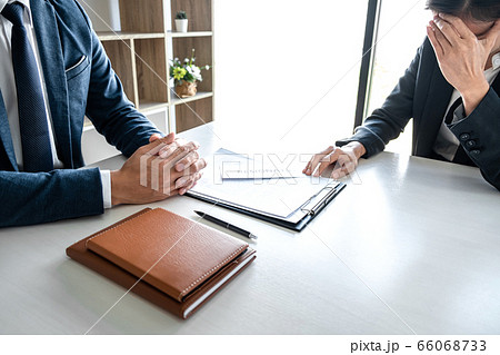 Image of business woman hand sending a resignation 66068733
