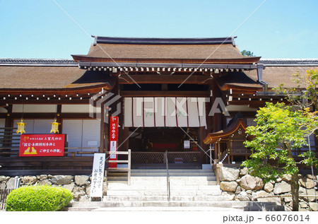 上賀茂神社・中門 66076014