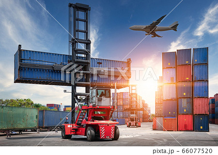 Container Cargo Port Ship Yard Storage of Logistic Transportation Industry 66077520
