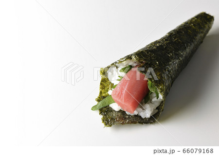 まぐろの手巻き寿司 66079168