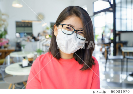New normal asian beauty Wear a mask to prevent New normal asian beauty Wear a mask to prevent 66081970