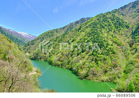 5月福島県喜多方市 日中ひざわ湖 5月福島県喜多方市 日中ひざわ湖 66089506