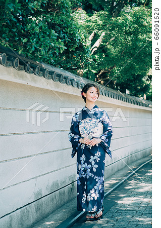 浴衣美人の写真素材