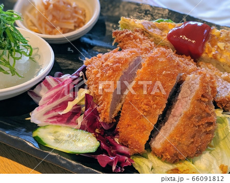 おいしい とんかつ定食 66091812