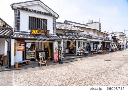 《岡山県》倉敷美観地区・伝統的な街並み《初夏》 66093715