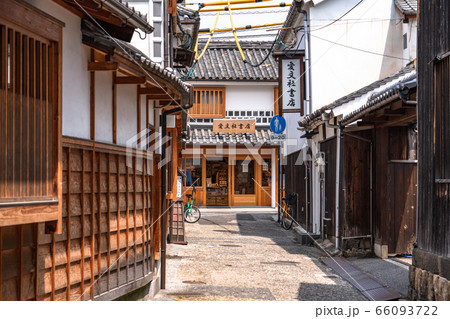 《岡山県》倉敷美観地区・伝統的な街並み《初夏》 《岡山県》倉敷美観地区・伝統的な街並み《初夏》 66093722