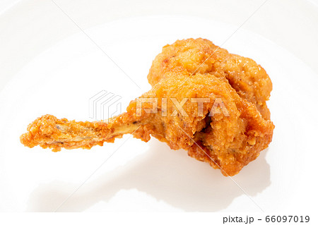 鶏肉手羽元チューリップ唐揚げ1本。 66097019