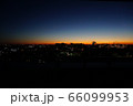 都会の夜明け 66099953