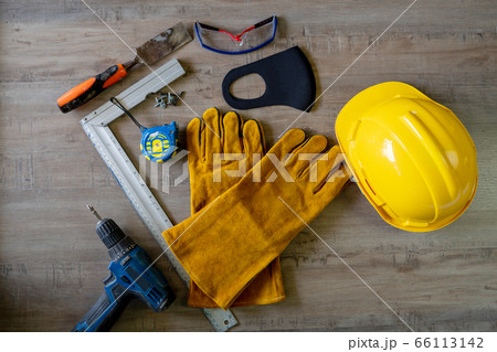 Mechanic tool equipment top view Mechanic tool equipment top view 66113142