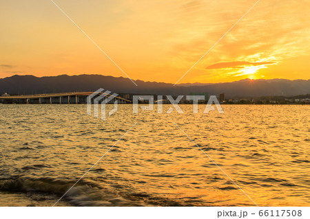 琵琶湖大橋夕景 琵琶湖大橋夕景 66117508