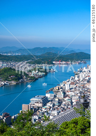 《広島県》尾道の街並み・初夏の朝《浄土寺山展望台より》 66125580
