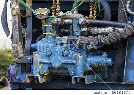 Hydraulic Valve In road drilling machine Hydraulic Valve In road drilling machine 66131676