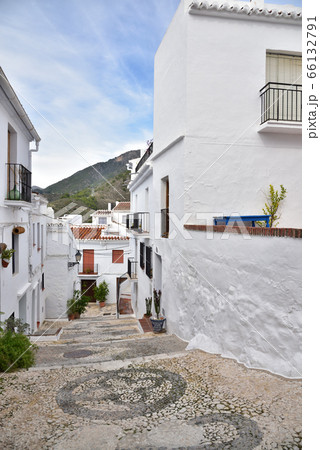 白い村、フリヒリアナ、スペイン 66132791