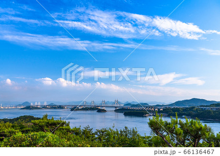 《岡山県》青空の瀬戸大橋・初夏《鷲羽山より》 《岡山県》青空の瀬戸大橋・初夏《鷲羽山より》 66136467
