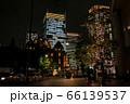 東京駅と丸の内ビル群の夜景 66139537