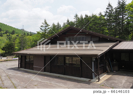 野麦峠のお助け小屋 野麦峠のお助け小屋 66146103