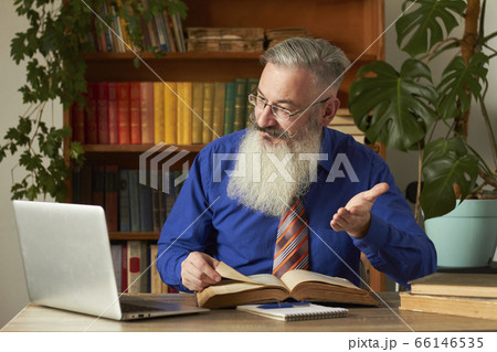 Distance Learning Concept. Teacher professor tutor Distance Learning Concept. Teacher professor tutor 66146535