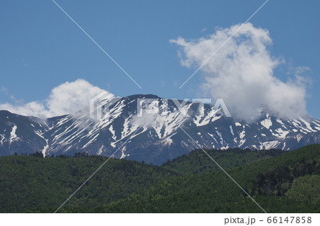 御嶽パノラマラインから見た御嶽山の写真素材