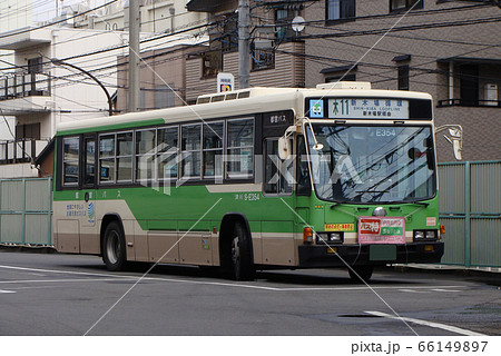 都営バス東陽操車所にて 木11 新木場循環 いすゞ キュービック の写真素材