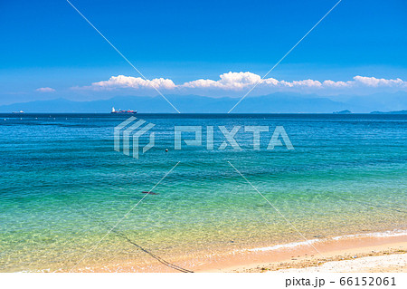 《愛媛県》美しい瀬戸内海・しまなみ海道大島のビーチ 66152061