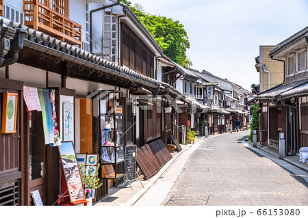 《岡山県》倉敷美観地区・伝統的な街並み《初夏》 66153080