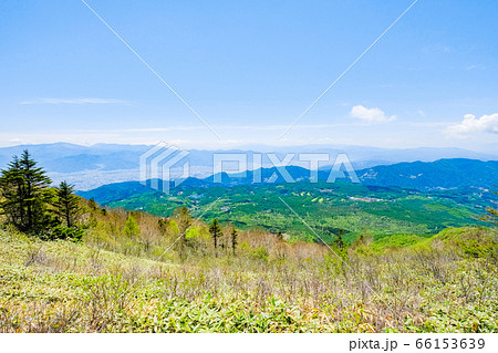 新緑の飯縄山登山(西登山道からの眺め) 新緑の飯縄山登山(西登山道からの眺め) 66153639