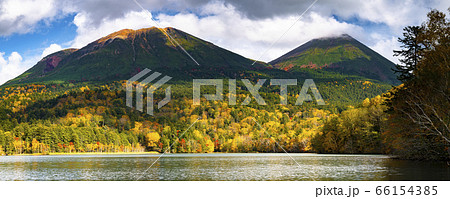 秋たけなわ オンネトー 66154385