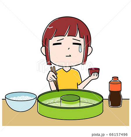 1人で流しそうめんをして寂しさを感じた女性 1人で流しそうめんをして寂しさを感じた女性 66157496