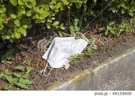 マスクのポイ捨てイメージ マスクのポイ捨てイメージ 66158606