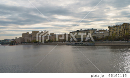 Moscow cityscapein overcast spring day. Wide Moskva River. Architecture. The building of the Ministry of Defence. in distance 66162116