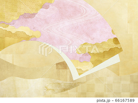 和風背景素材-金紙に桃色の和紙の扇 66167589