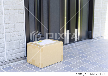玄関に届いた商品（置き配） 66170157