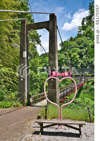 【宮山橋 (恋のつり橋)】 岐阜県揖斐郡揖斐川町東津汲 【宮山橋 (恋のつり橋)】 岐阜県揖斐郡揖斐川町東津汲 66170567