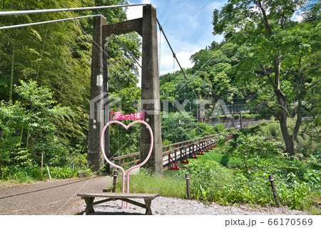 【宮山橋 (恋のつり橋)】 岐阜県揖斐郡揖斐川町東津汲 66170569