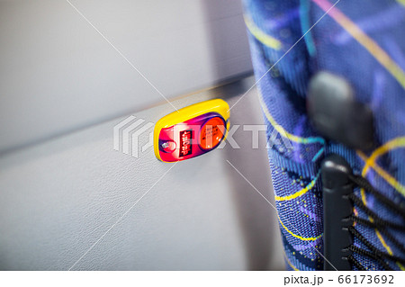 バスのブザー バスのブザー 66173692