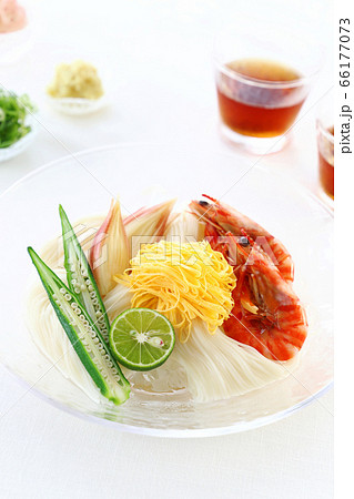 錦糸卵と車海老を乗せたそうめん 66177073