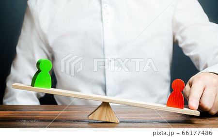 A man takes the side of a red figure in a dispute. Mediator and arbiter. Losing a conflict, gaining an opponent an advantage. Corruption and violation of laws and justice. Fail. Collusion A man takes the side of a red figure in a dispute. Mediator and arbiter. Losing a conflict, gaining an opponent an advantage. Corruption and violation of laws and justice. Fail. Collusion 66177486