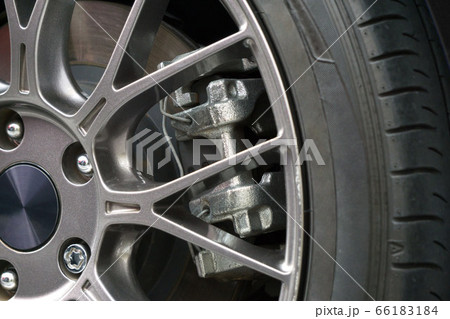 タイヤ　ブレーキパッド 66183184