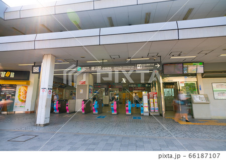 日本の川崎都市景観　東急電鉄　鷺沼駅などを望む 66187107