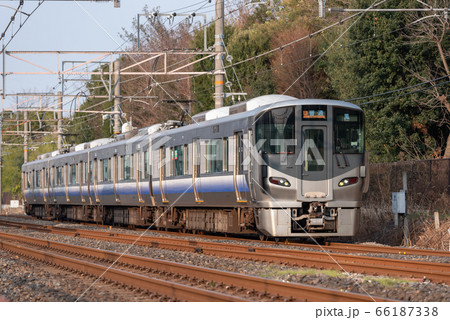 JR西日本225系(編成写真) JR西日本225系(編成写真) 66187338