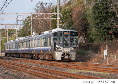 JR西日本225系(編成写真) JR西日本225系(編成写真) 66187340